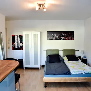 Apartment Mit Grossem Balkon Im Belgischen Viertel 