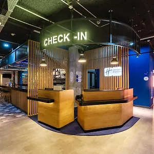 Express Zentrum By Ihg ホテル