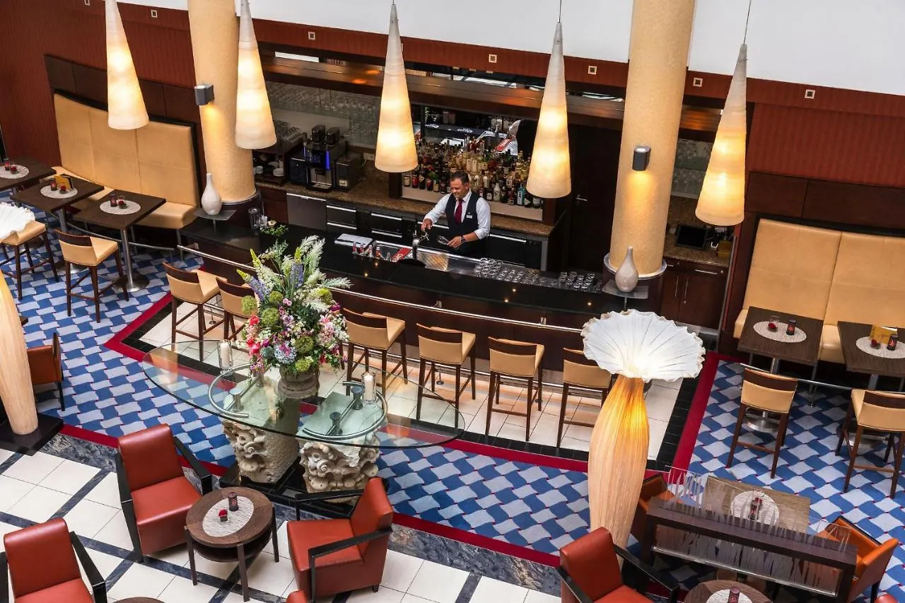 Steigenberger Hotel de Saxe Dresden 5*,